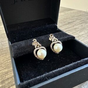 Jared Pearl Heart Earrings – With Original Box